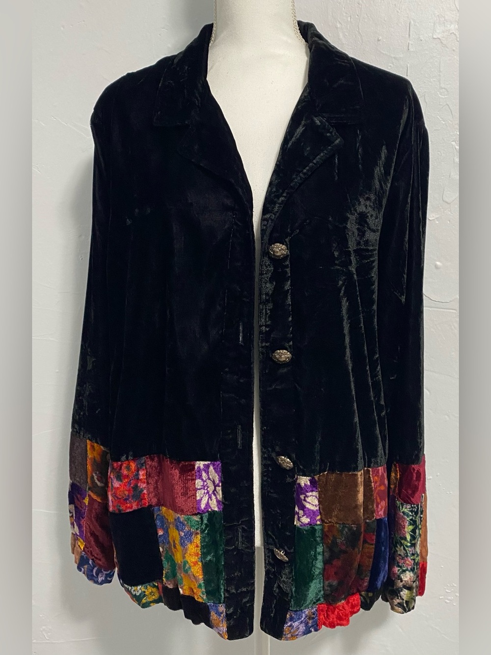 Vintage Coldwater Creek Black Velvet Patchwork Trim Button Jacket